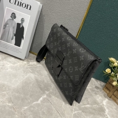 LV Clutch Bags